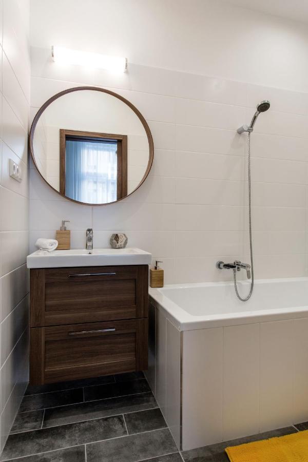 Stylish Central Apartment For The Best City Break Budapeste Exterior foto
